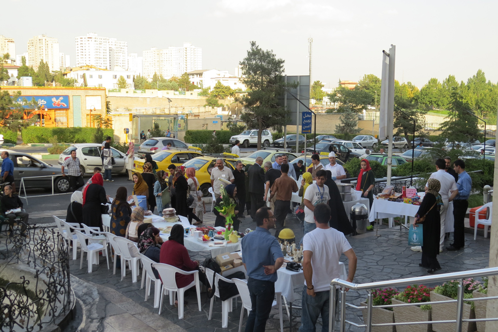 گزارش تصويري پنجمین بازارچه خیريه مواد غذایی
