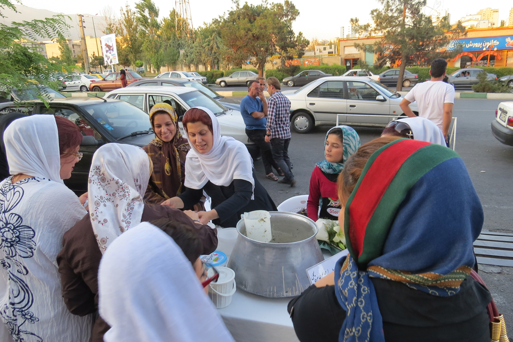 گزارش تصويري پنجمین بازارچه خیريه مواد غذایی