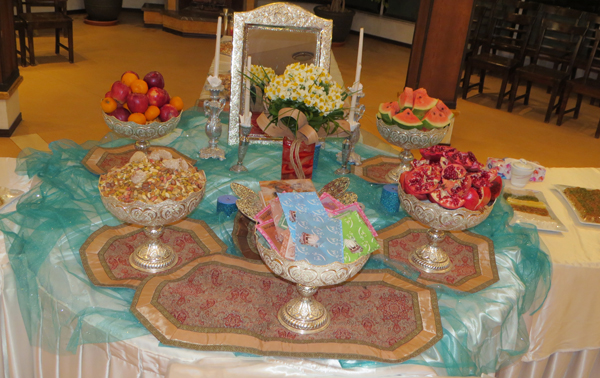 شب يلدا در خانواده آتيه